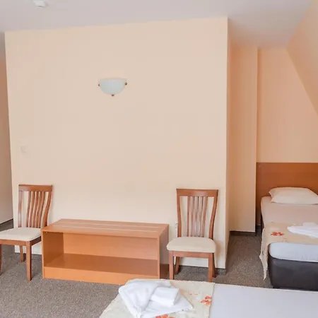 Hotel Hotel Eva Ravda