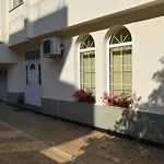 فندق Eva رافدا