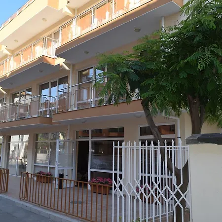 Hotel Eva رافدا