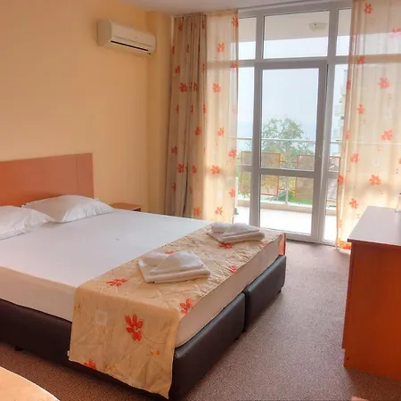 Hotel Eva Rawda