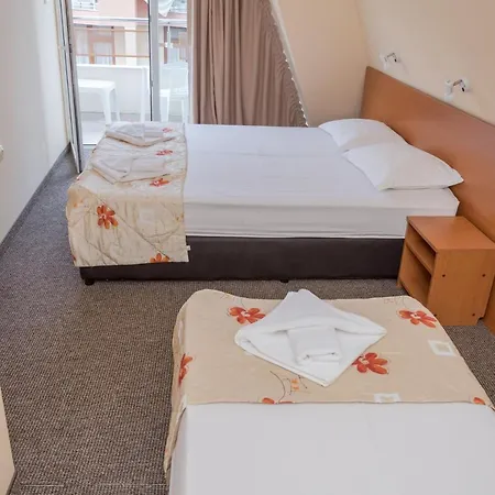Hotel Eva Rawda