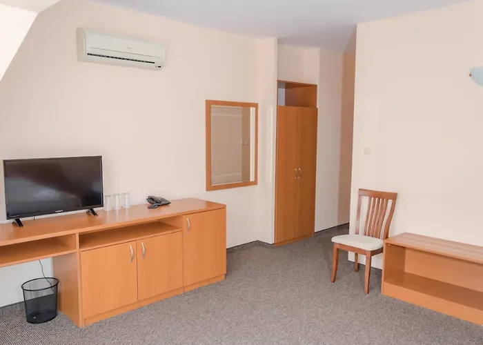 Hotel Hotel Eva Ravda